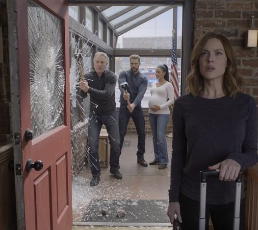 After five years restoring my dream Denver brownstone, I came home expecting a celebration—until I walked in and found my parents swinging sledgehammers into my sunroom walls to make a “nursery” for my brother’s baby. Dad laughed, “She won’t kick out a pregnant woman.” They bet on guilt. I dialed 911, watched the red-blue lights flare on the snow, and drew the one boundary they couldn’t break.