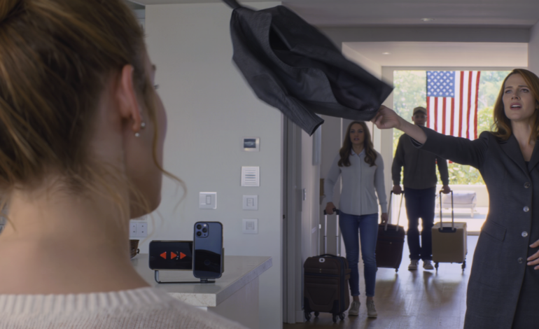 “Sweetheart, meet the new owner of your apartment,” my mom barged in with my sister’s two suitcases and pointed straight at my bedroom: “This room is Grace’s from now on—throw all your stuff out before the movers get here!” My dad nodded like it was the most normal thing in the world, a jacket got thrown in my face, and the whole family looked at me like I was the freeloader… right then, I just smiled and said one very soft sentence.